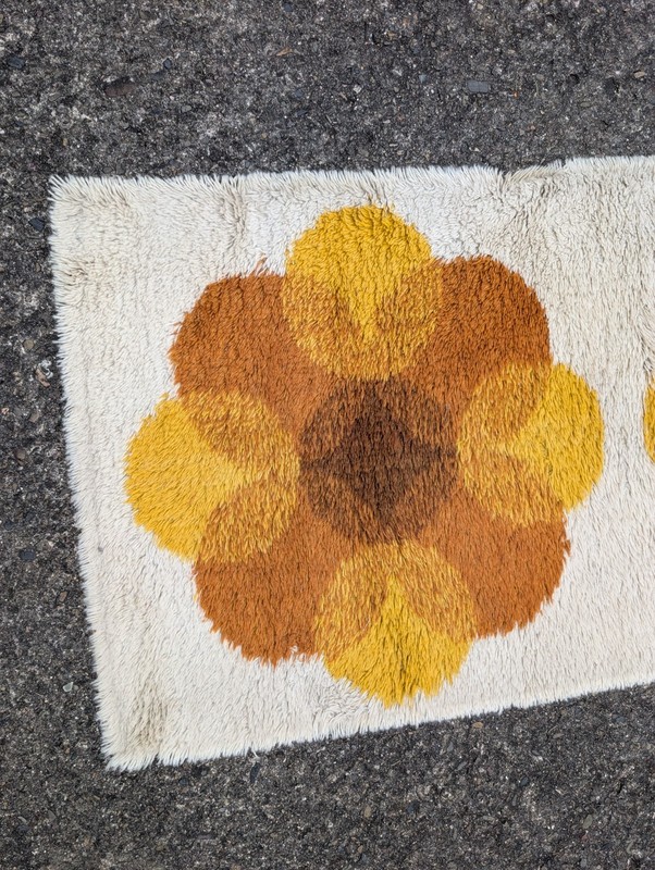Vintage Carpet Rug Shag 135 X 65 70s Space Age Op Art Retro Bridge N22 gallery