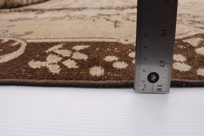 Vintage Hand-Knotted Area Rug 5'11" x 9'10" Traditional Oriental Wool Carpet gallery