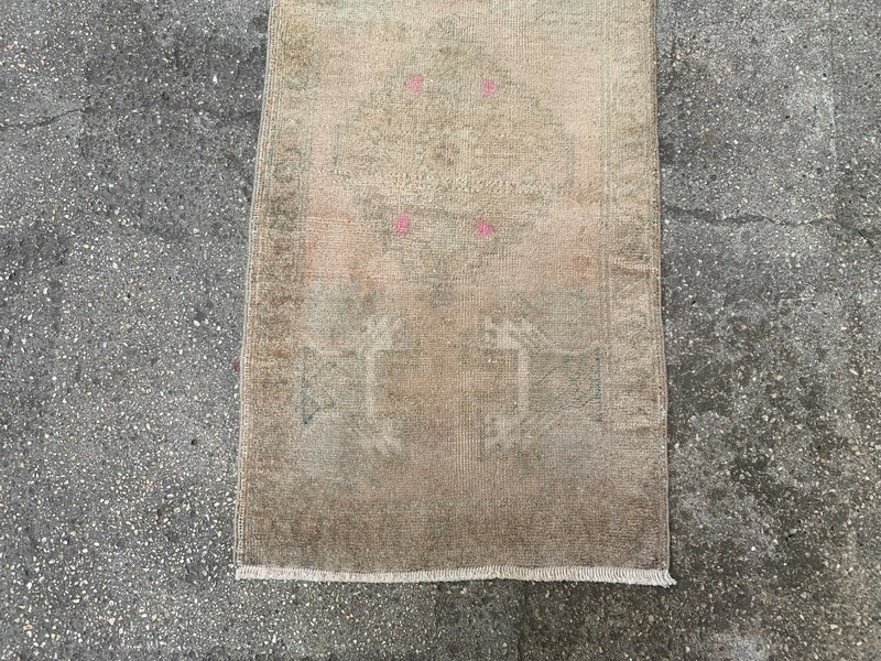 1'7'' x 3'2'' Vintage Natural Rug Village Rug Handmade Carpet.SKU:V24 gallery