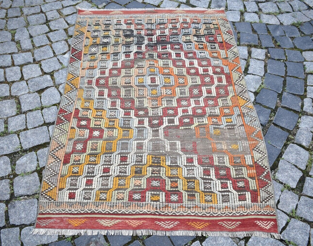 Vintage Cicim Kilim 3'1 x 4'7 ft Anatolian Taurus Mountain Nomadic Cicim Kilim gallery