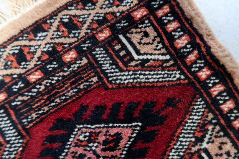 Handmade Vintage Uzbek Bukhara Mat Rug 1' x 1' (30cm x 30cm), 1960s - 1C1127 gallery