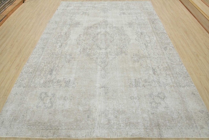 Vintage Oriental Rug 8'8'' x 11'2'' Beige Distressed Wool Hand-Knotted Carpet gallery
