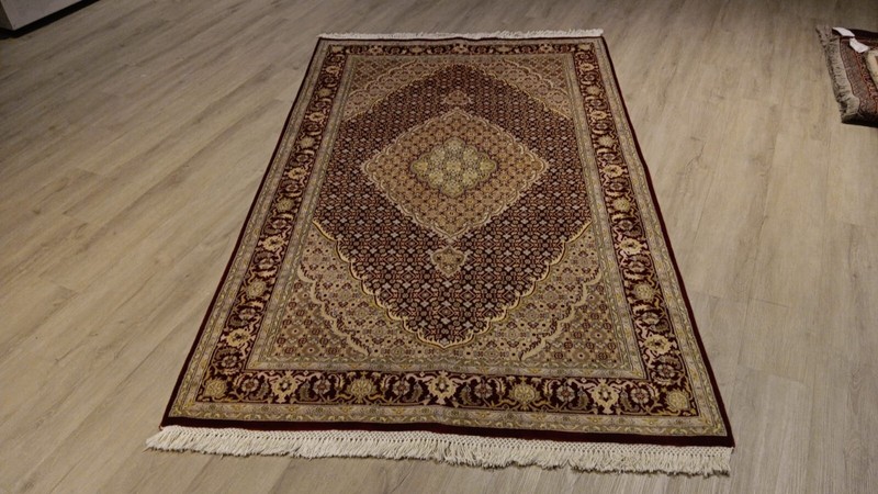 5x7 MEDALLION TABRIZZ INTRICATE HANDMADE-KNOTTED WOOL/SILK RUG 580306 gallery