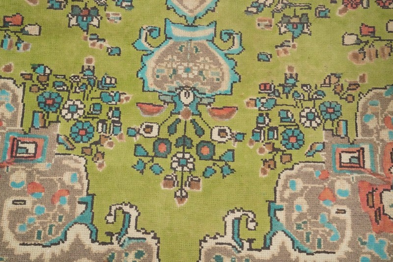 Light Green Wool Traditional Area Rug 6x10 ft Hand-knotted for Living Room gallery