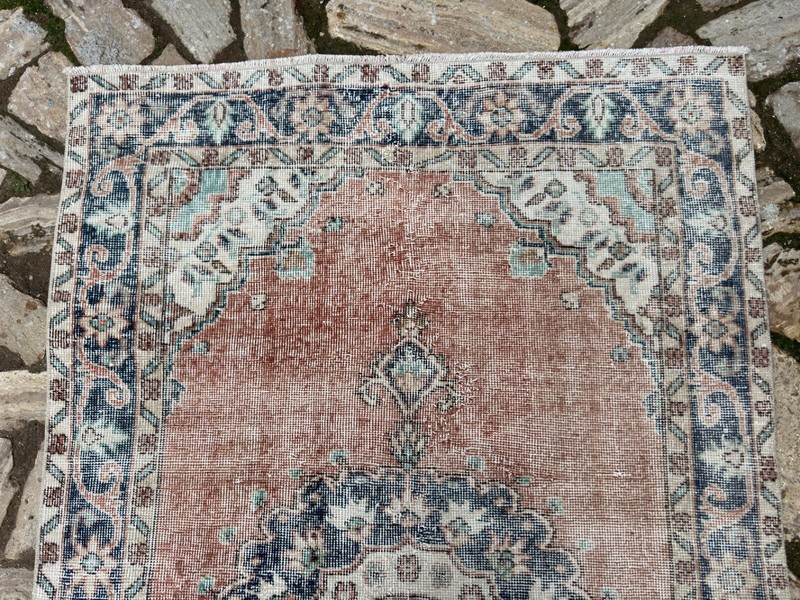 Vintage Hand-Woven Area Rug 4x7 Red Wool Medallion Carpet Medium Size Anatolian gallery