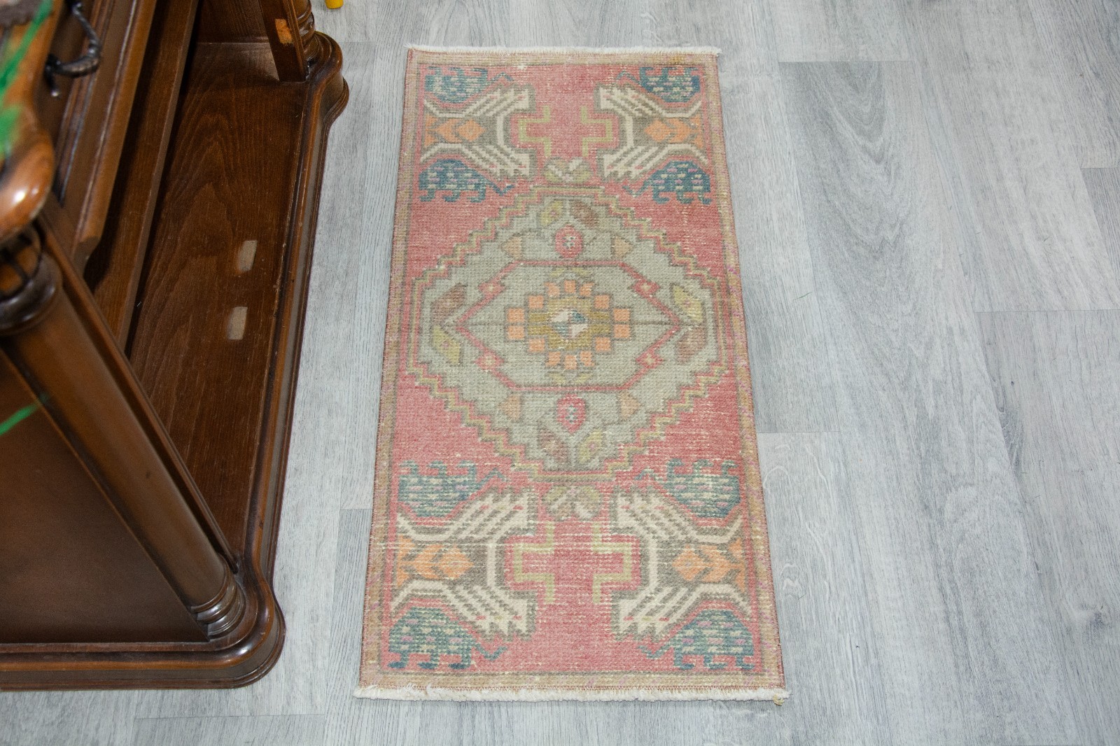 Vintage Turkish Rug 18x38 Inches, Small Modern Oushak Rug, Pink Light Color gallery