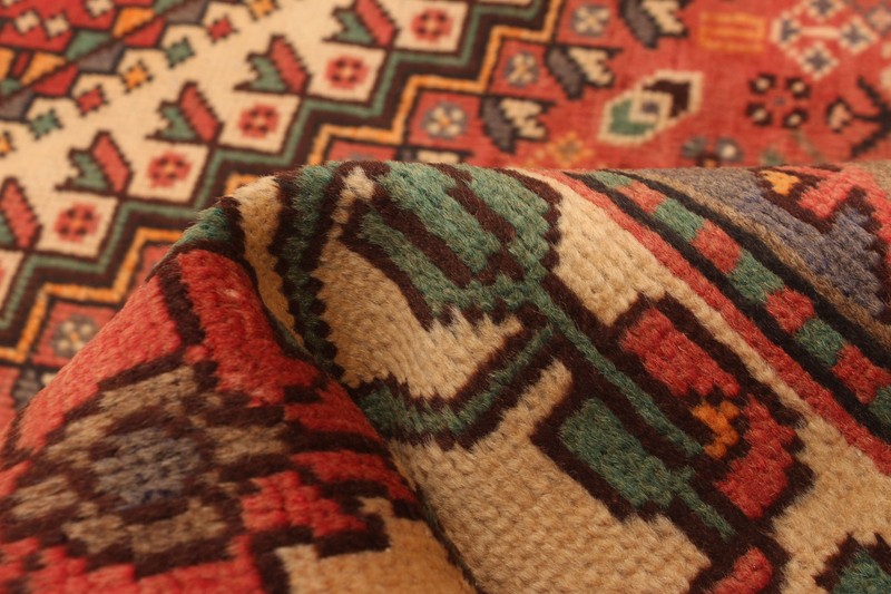 Vintage 4'11" x 9'10" Traditional Hand Knotted Vegetable Dye Wool Area Rug gallery