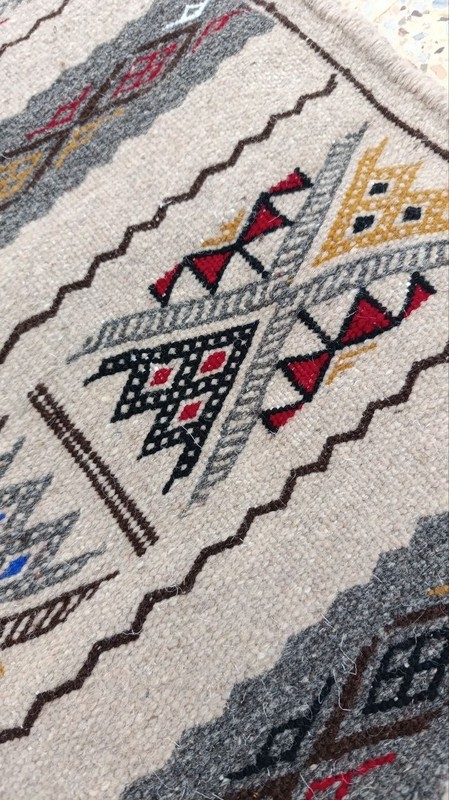Saharan Wool Rug Algeria Berber Tribal Wall Hanging Boho Decor 31x20 Inches gallery