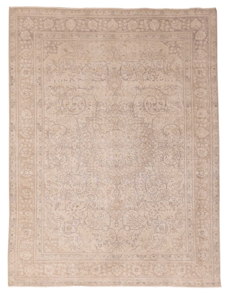 Vintage 8'4" x 10'9" Traditional Hand Knotted Vegetable Dye Wool Area Rug