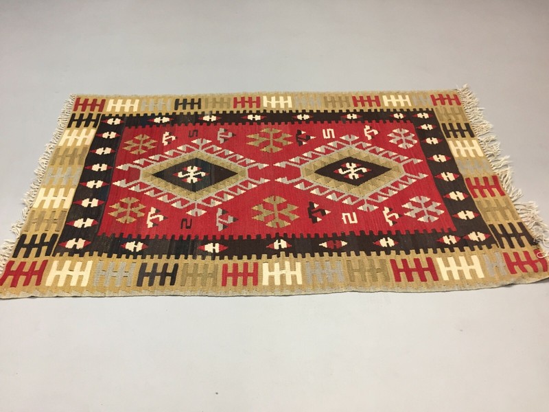 Vintage Turkish Kilim 151x94 cm Tribal Kelim Rug, Black, Red, Beige, Medium gallery