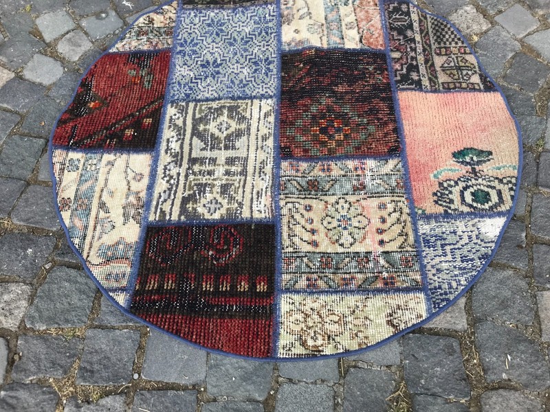 Turkish Vintage Rug, Home Decor Rug, Boho Decor Rug, Oushak Kilim Rug, 3,4x3,4ft gallery