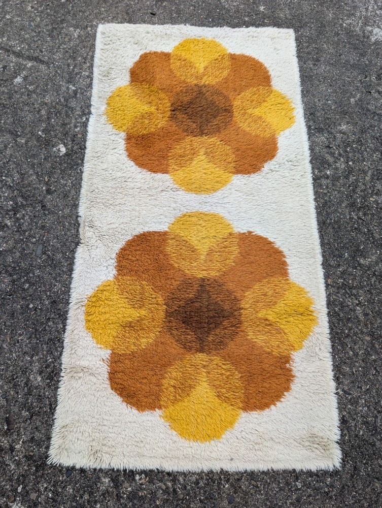 Vintage Carpet Rug Shag 135 X 65 70s Space Age Op Art Retro Bridge N22