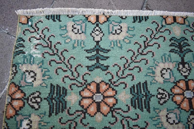 Turkish Rug 33'' x 80'' Vintage Hand-knotted Oushak Rug Low Pile Runner Wool Rug gallery