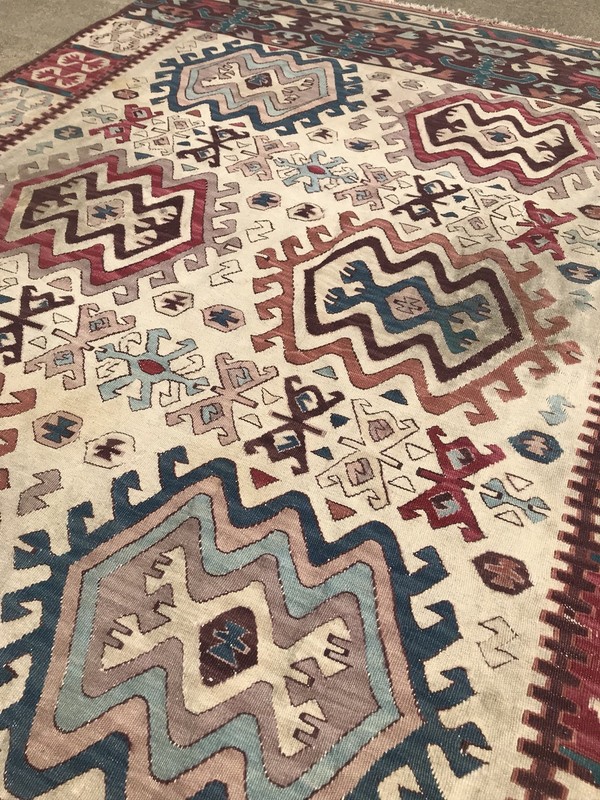 Antique Turkish Yuncu Kilim Handmade Wool Western Anatolia Rug - 6’ x 8’-4” gallery