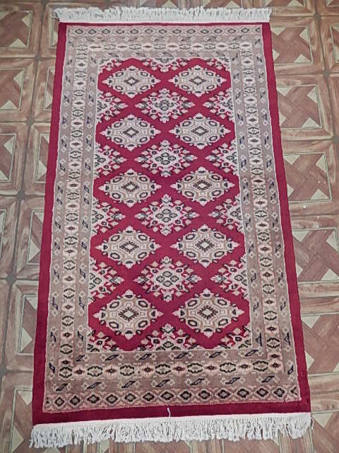 Sarooq Handmade Small Rug 3x4 Warmth Diamond-Shaped Rug B-78029 gallery