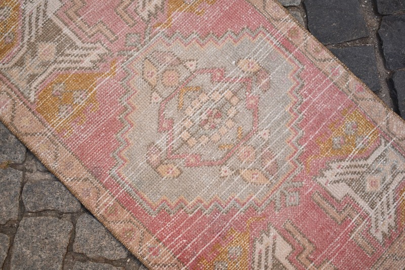Turkish Rug 1'8'' x 3'1'' ft Vintage Small Rug Anatolian Oushak Low Pile Carpet gallery