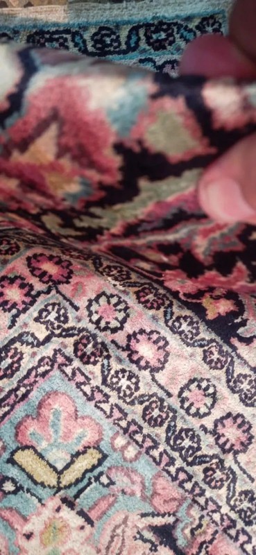 COLLECTORS’ ITEM Vintage Pure Natural Silk Super Fine Quality Hereke Carpet gallery
