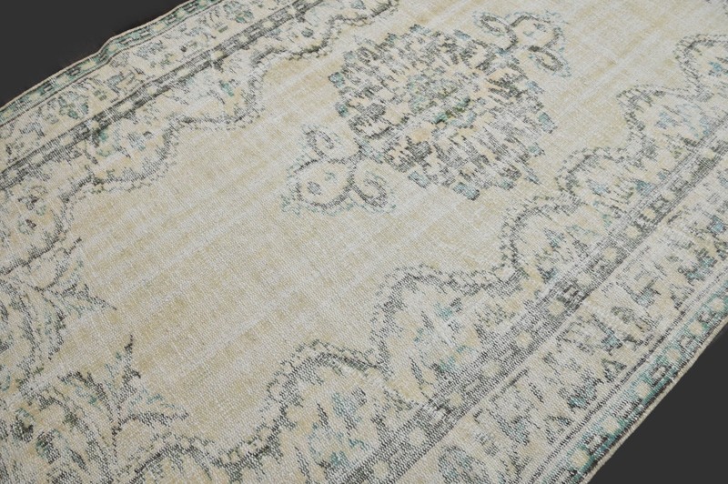 Vintage Turkish Oushak Rug, Beige 5x8ft, Handmade Wool, Bohemian Anatolian gallery