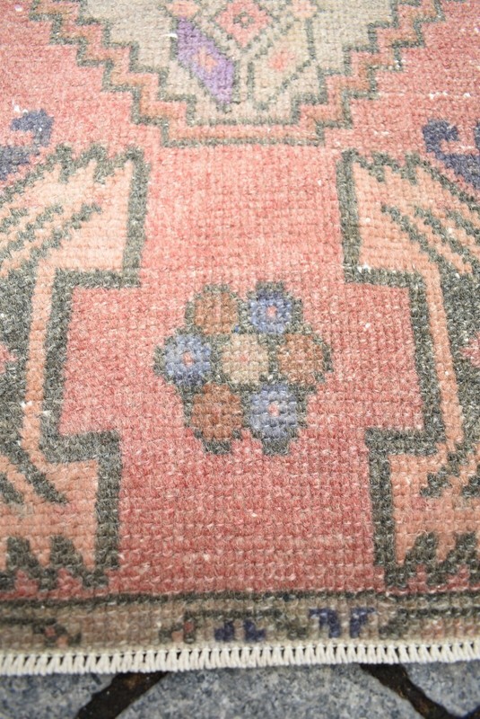 Turkish Rug 20'' x 26'' Vintage Kilim Small Anatolian Oushak Wool Low Pile Rug gallery