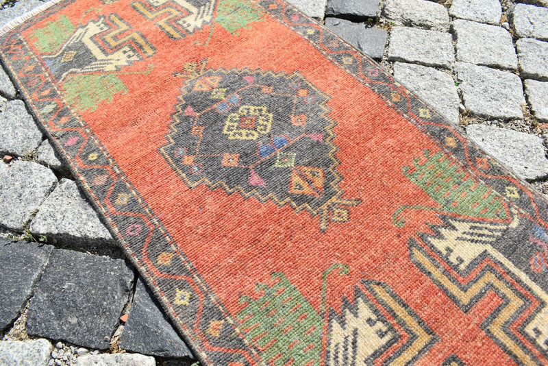 Vintage Turkish Rug 1'5'' x 3'6'' ft Anatolian Muted Dye Oushak Small Area Rug gallery