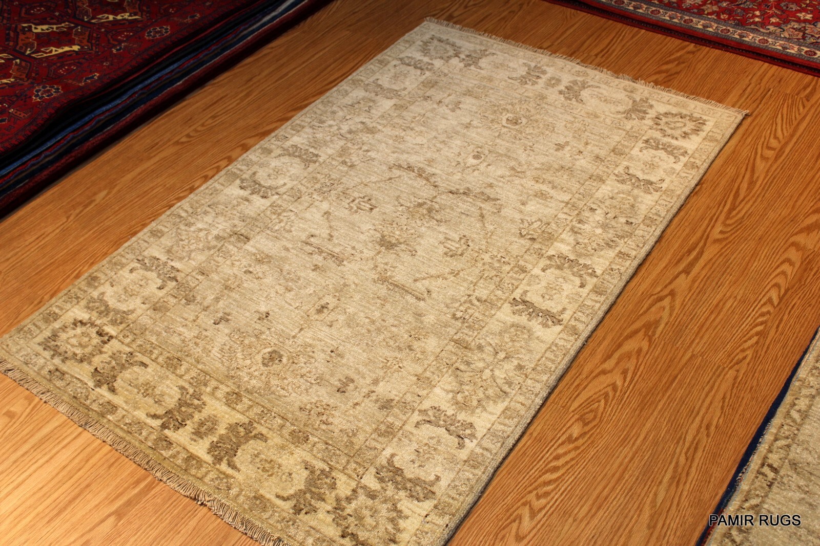 _HAND-MADE_3' X 6' Top Quality RUG Beige Ivory VEGGIE Dyed Rug Soft/Muted Color gallery