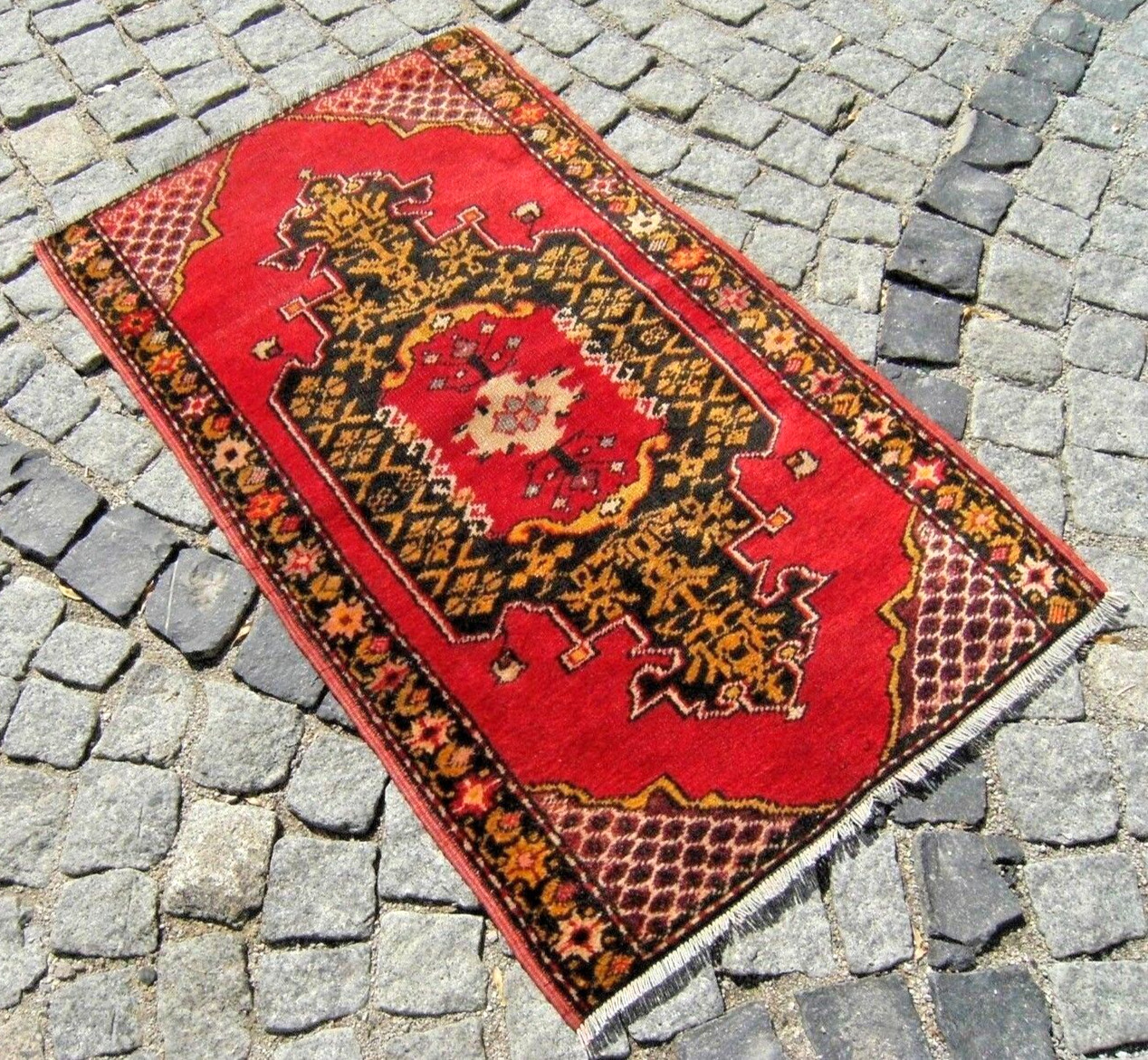 Vintage Turkish Rug 27'' x 46'' Hand-knotted Kurdish Rug East Anatolian Wool Rug gallery