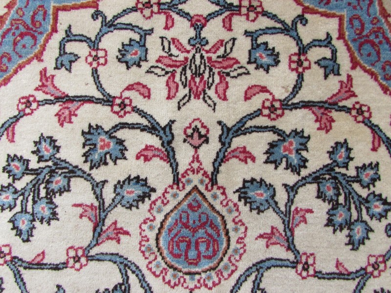 Fine Vintage Hand Made Traditional Rug Oriental Wool White Blue Rug 207x132cm gallery