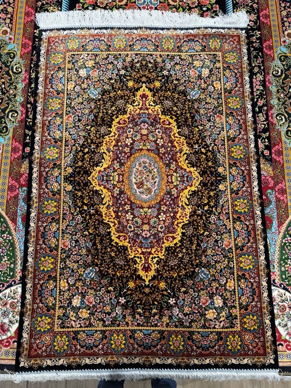 Luxury Silk & Cotton Rug 2.5 X 4 Ft Imperial Garden Medallion Floral 💐 gallery
