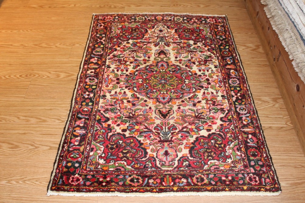 Handmade Lilihan Rug 3'6" x 5' Wool rug Red floral matches Heriz Sarouk Hamadan