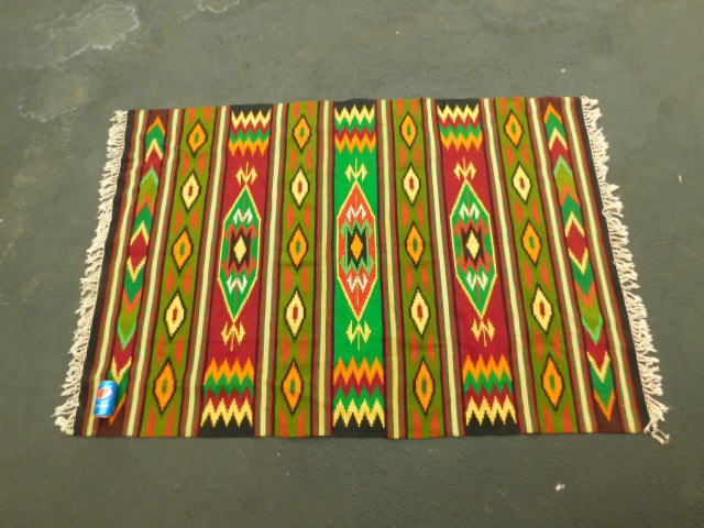 HAND TIED WOOL RUG BLANKET 56" X 81" HANDCRAFTED ARTISAN gallery