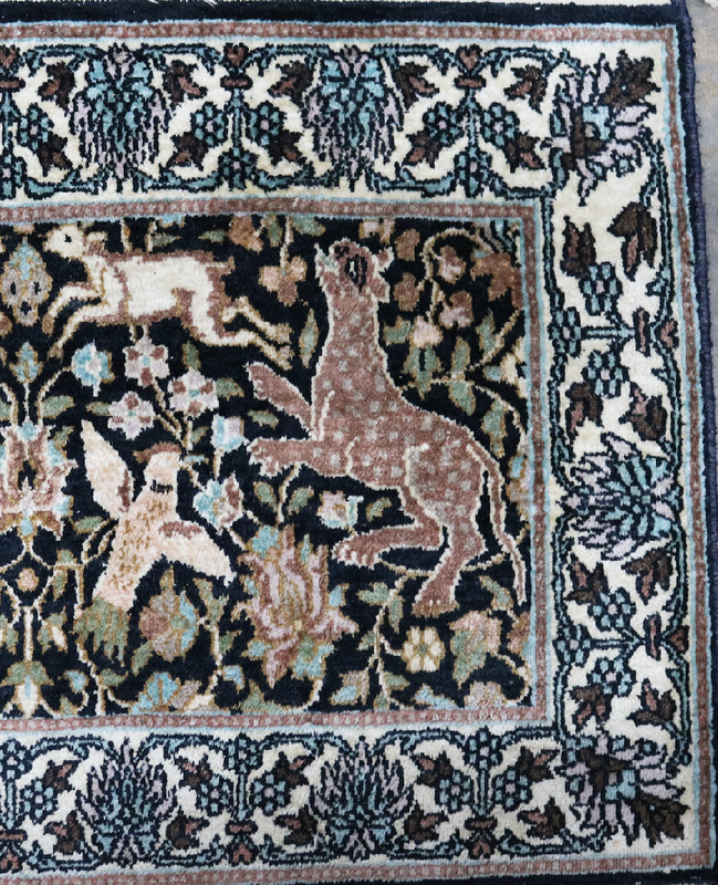 STUNNING Oriental INDIAN Area Rug SILK Animal Pattern 225 KPSI 1' 5" x 4' gallery