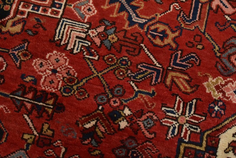 Heriz Rug 8’2” x 11’9” Red Wool Vintage Tribal Hand-Knotted Oriental Carpet gallery