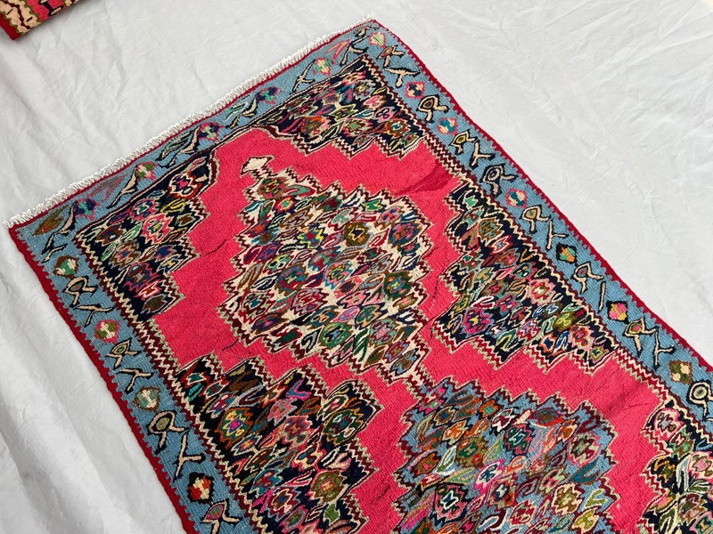 85 x 270 cm Stunning Vintage Super Fine Quality Senneh Knots Five Medallion Rug gallery