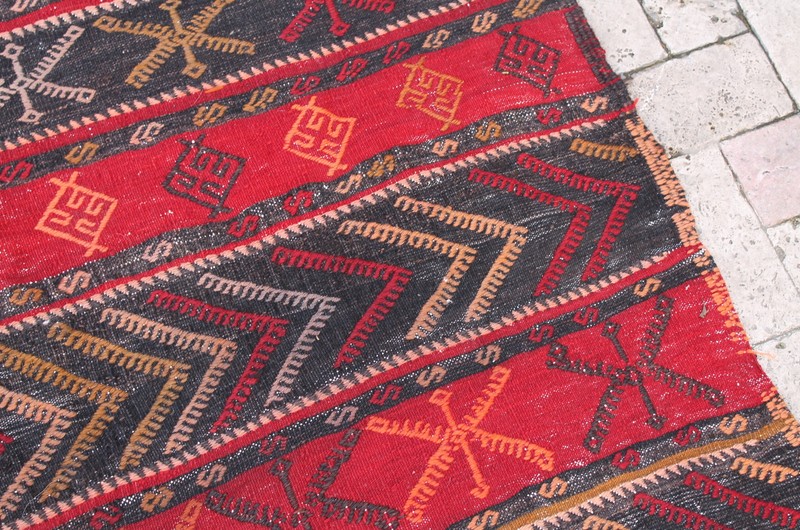 Turkish Kilim Rug 47''x52'' Hand Woven Sivas Cicim Kilim 120x133cm Vintage Rug gallery