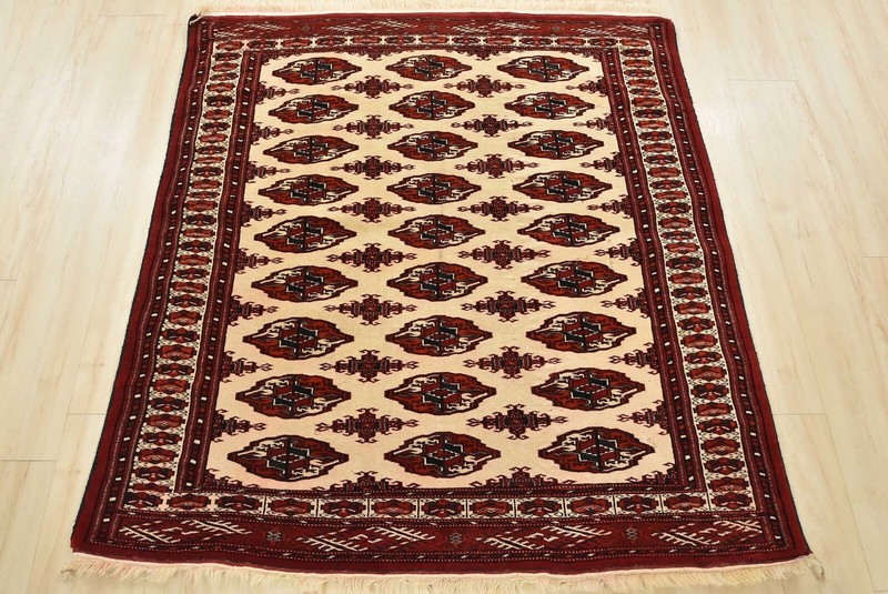 Vintage Tribal Oriental 4’4” x 4’8” Ivory Wool Traditional Hand-Knotted Area Rug gallery