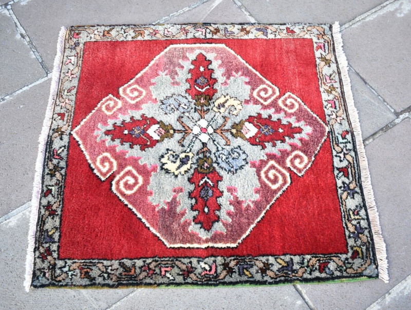 Vintage Turkish Rug 29'' x 29'' Anatolian Kirsehir Rug Hand-knotted Rug Wool Rug gallery