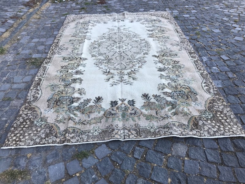 Turkish Vintage Rug, Handmade Wool Rug, Bohemian Large Rug, 5,9 x 9,2 ft gallery