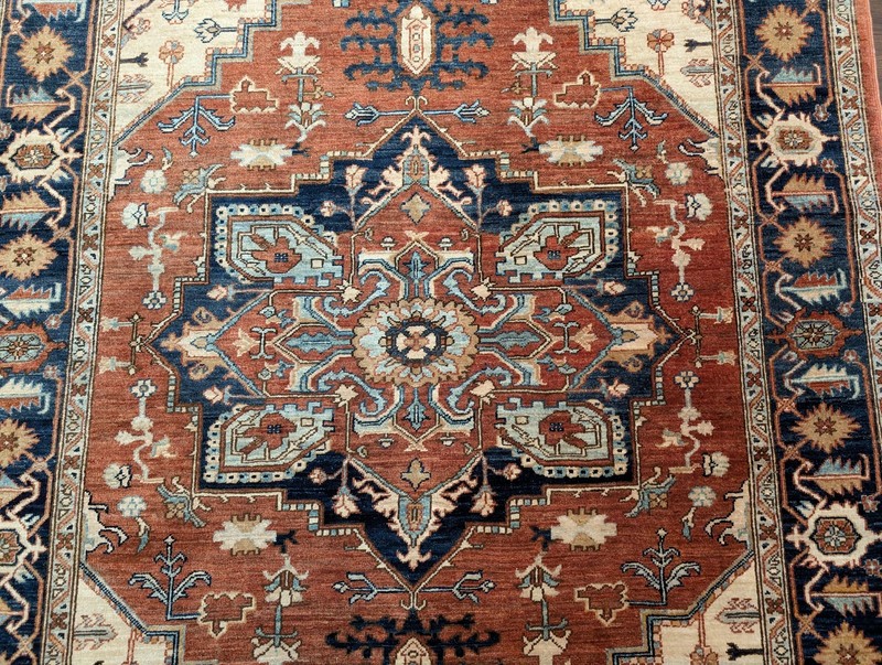 Turkish Heriz Serapi Rug 6x9, Geometric Medallion, Terracotta and Navy Blue gallery