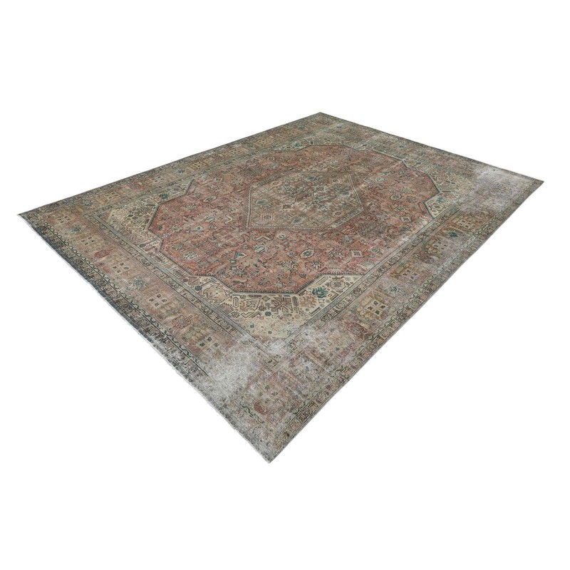 9'8" x 12'3" Bellamy Vintage Hand-Knotted Wool Area Rug gallery