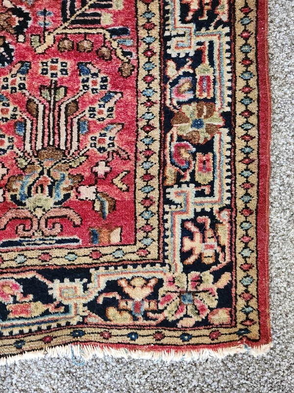 1920s Red Sarouk Rug 40' X 57" gallery