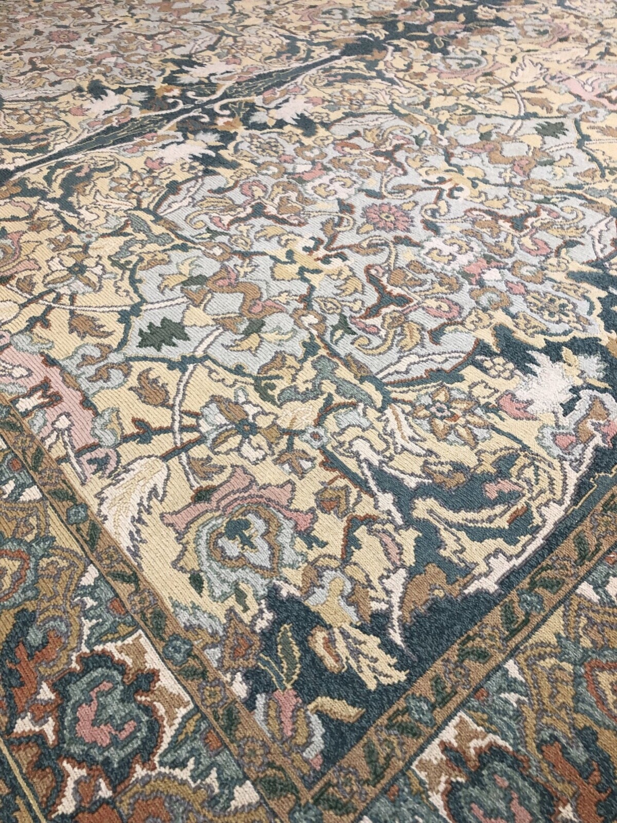 Handmade Hand-Woven Green Sumak Rug 9x12 gallery