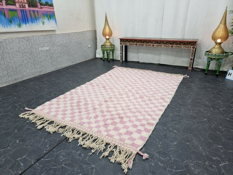 Moroccan Handmade Beni Ourain Rug 5'x7'7" Berber Checkered Pink White Carpet gallery