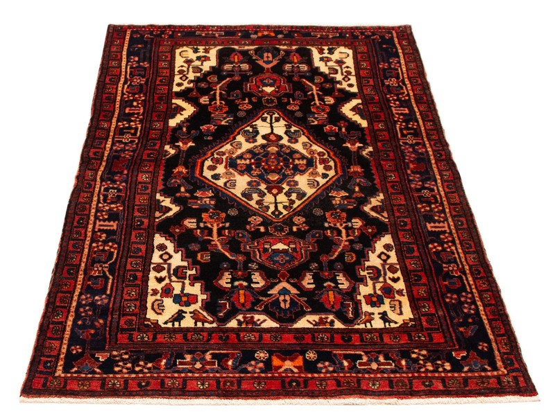 Vintage 4'11" x 7'10" Traditional Hand Knotted Vegetable Dye Wool Area Rug gallery