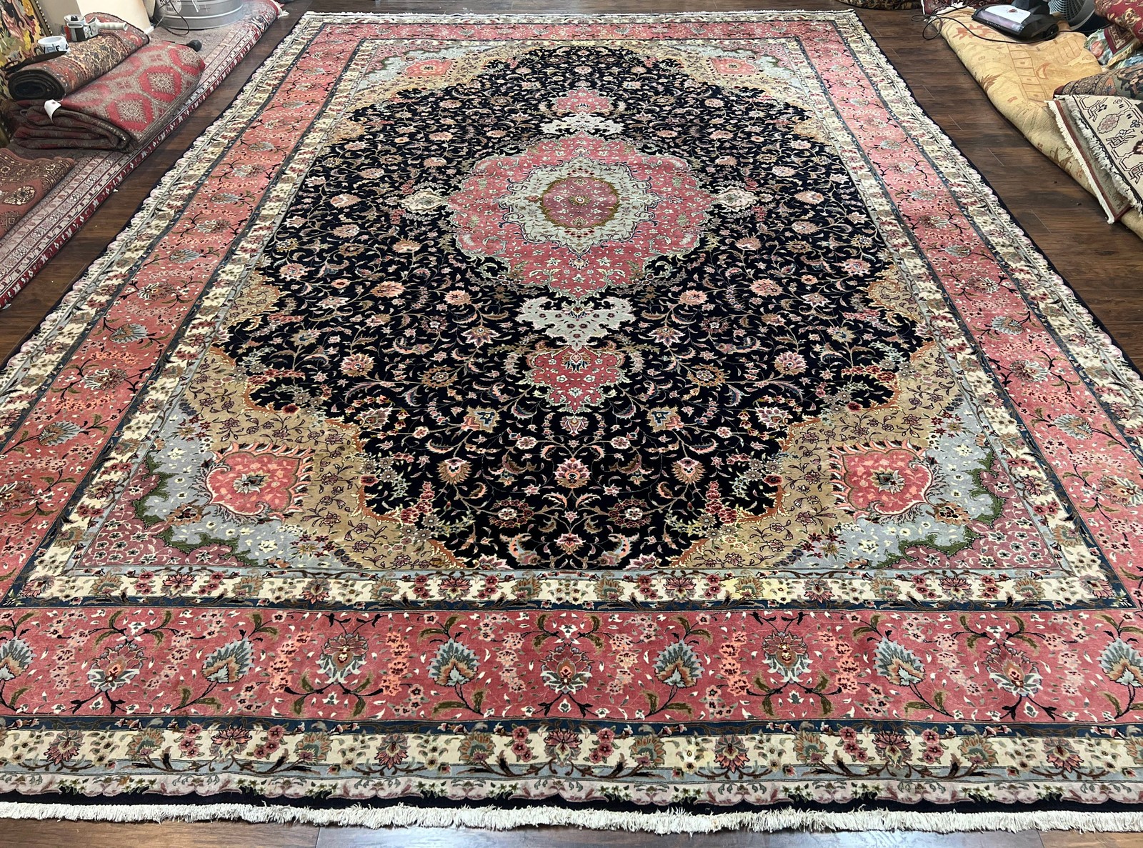 Magnificent Per'sian Ta'briz Rug 11x16 Wool Silk Fine 450 KPSI gallery