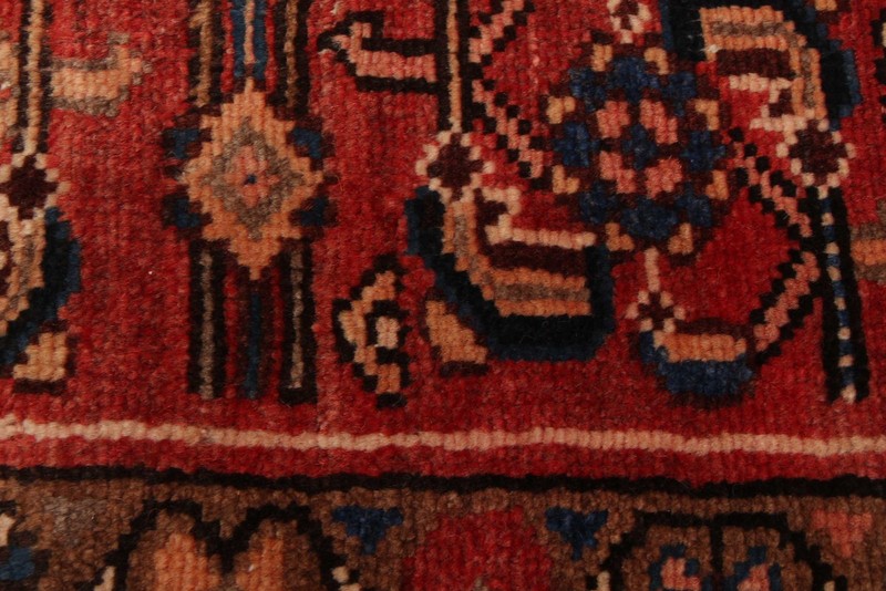 Vintage 4'5" x 7'5" Traditional Hand Knotted Vegetable Dye Wool Area Rug gallery