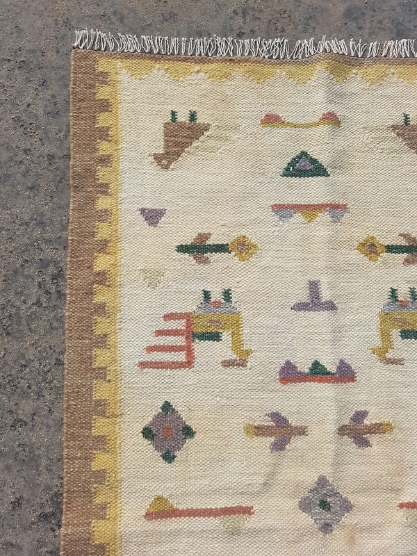 Vintage Handmade Traditional Figural Brown Kilim Floor Rug Carpet 128x68cm gallery