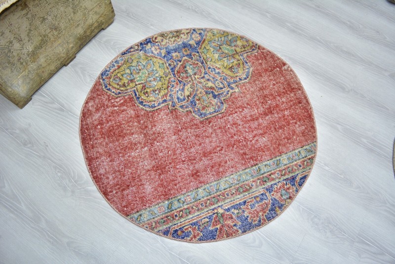 Vintage Handmade Red Door Mat, 3.1 ft Round Entry Mat, Red Turkish Round Rug, gallery