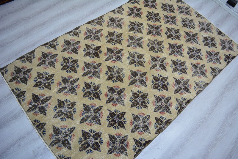 Beige Vintage Oushak Carpet, 4.6x8ft, Antique Turkish Rug, Floral Handmade Rug, gallery
