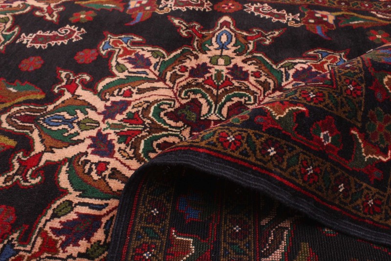 Traditional Vintage Hand-Knotted Area Rug 2'10" x 4'7" Oriental Wool Carpet gallery