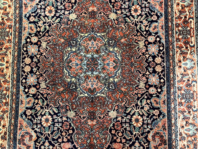 Karastan Rug 5.9 x 9 Ka'shan Medallion #741 Original 700 Series Wool Pile gallery